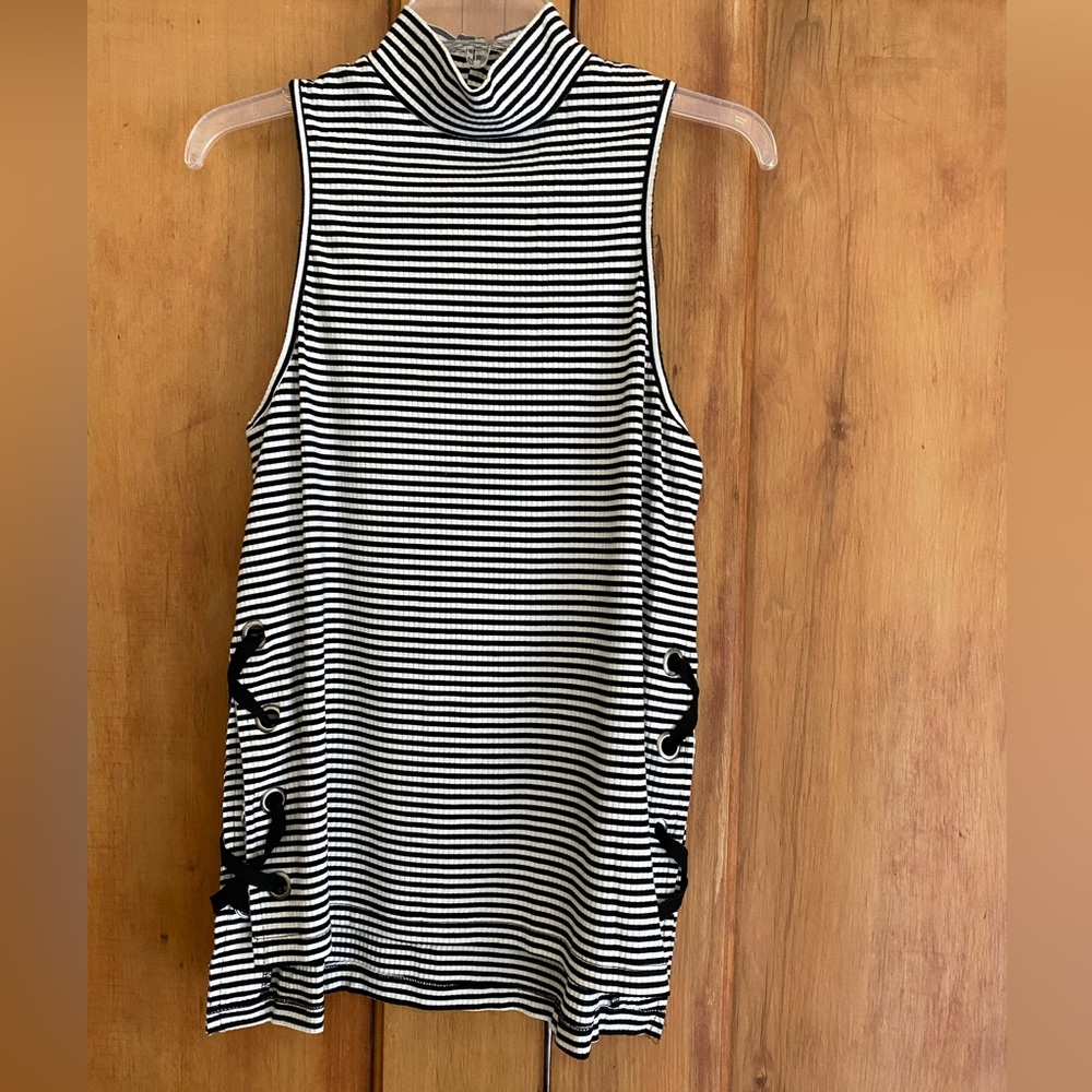 Black-and-white striped sleeveless top